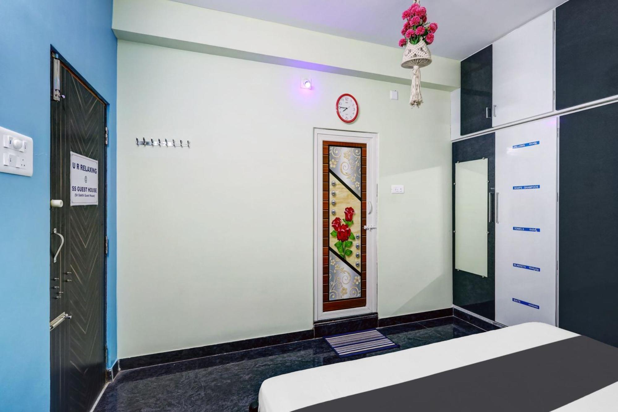 Sri Sakthi Home Stay - Beyond The Expectations- 10 To 15 Minutes Drive From Railway Station And Bus Station Tirupati Ngoại thất bức ảnh